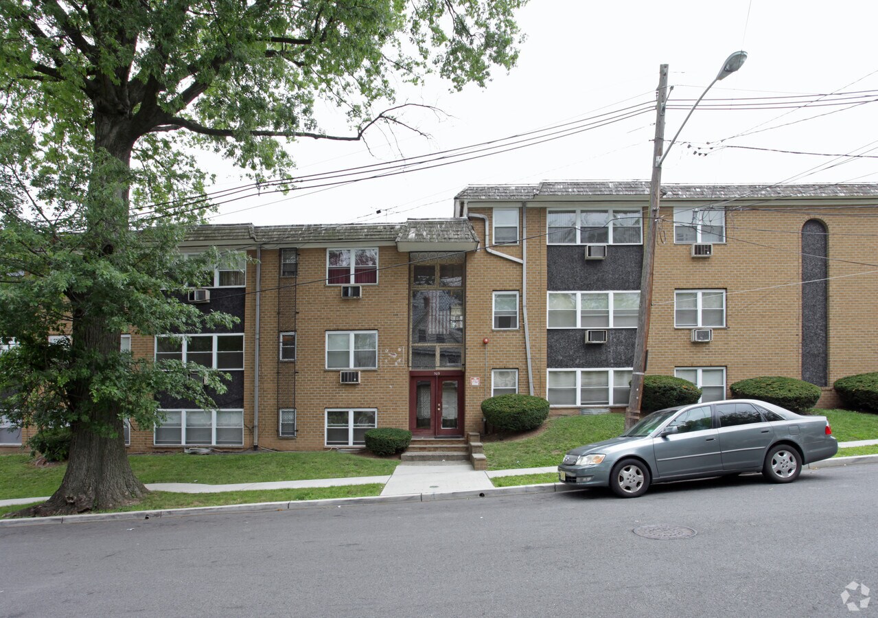 Fairview Apartments - Fairview Apartments