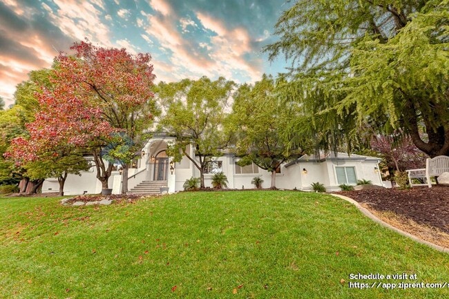 Building Photo - 1712 Carnegie Way