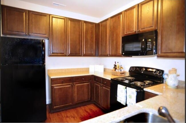 Photo - Briton Trace Apartments