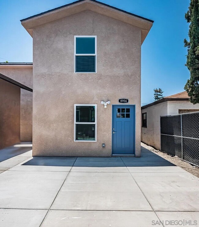 Photo - 4956 63rd St