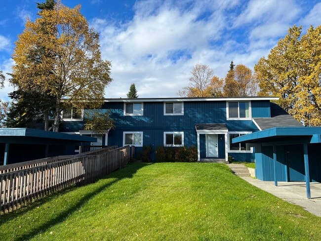 Building Photo - 304 S Forest Dr Unit 20