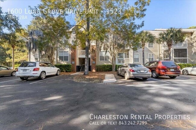 Building Photo - 1600 Long Grove Dr Unit 1523