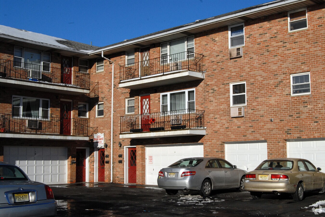 Photo - Catherine Arms