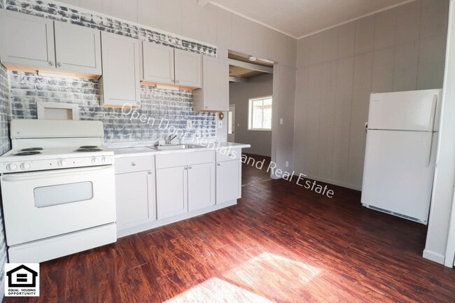 Photo - 501 N Broadway St Unit B