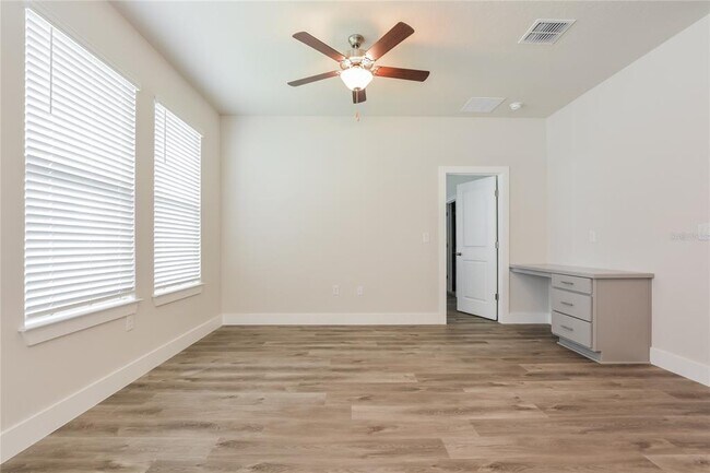 Photo - 360 Whiteheart Dr