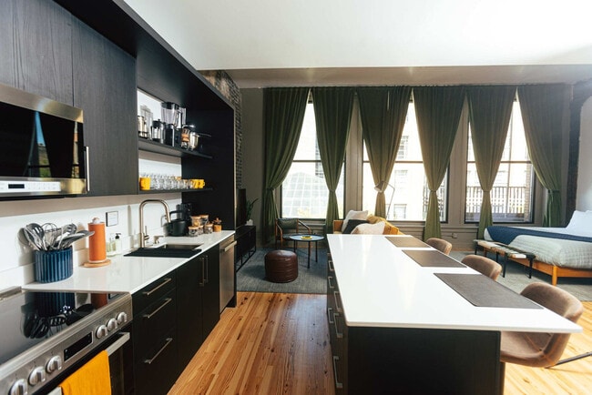 Photo - 1911 3rd Ave N Unidad ID1352420P