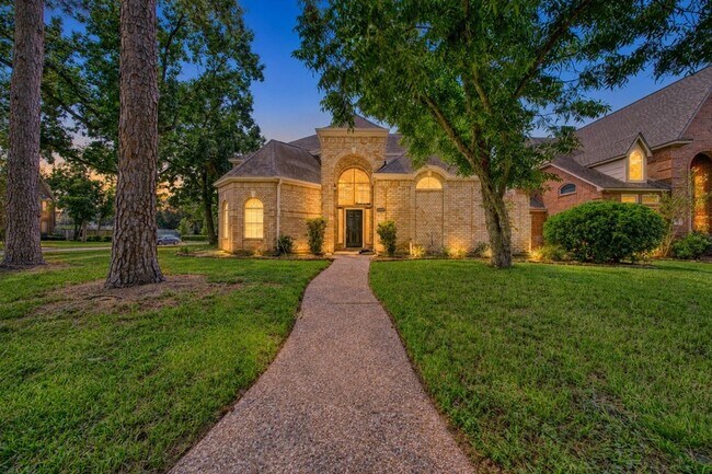 14203 Championship Ln