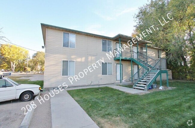 Building Photo - Centrally Located Renovated Unit C Rental