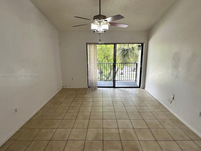 Photo - 7200 NW 179th St Unit 311