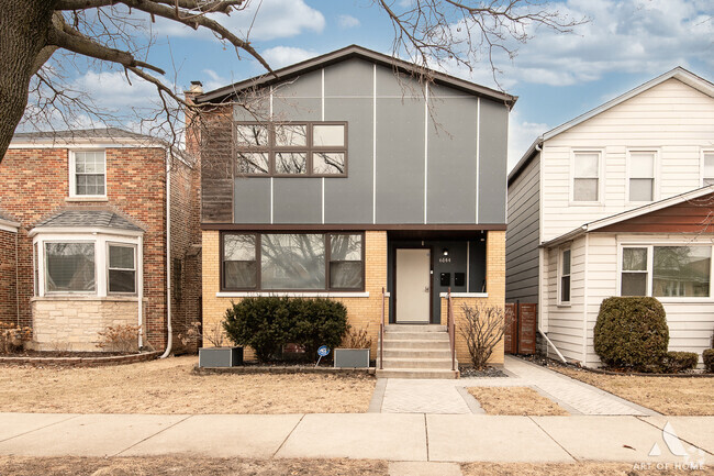 Building Photo - 6144 W School St Rental