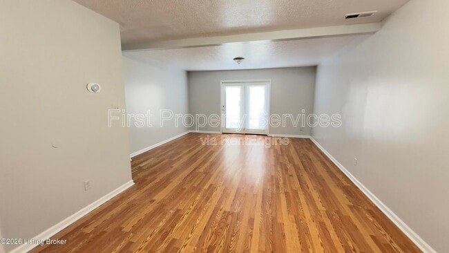 Photo - 729 E Court Ave