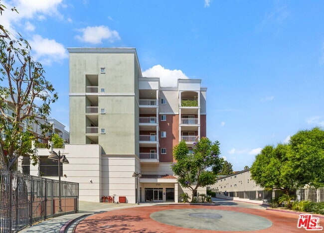 Building Photo - 3740 Santa Rosalia Dr Unit 315 Rental