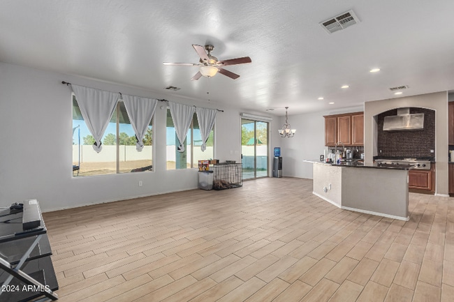 Photo - 6924 W Southgate Ave