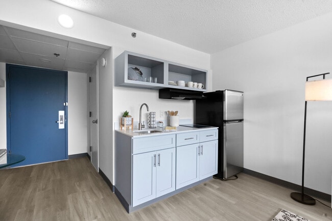 One Bedroom/Two Bathroom - Indigo