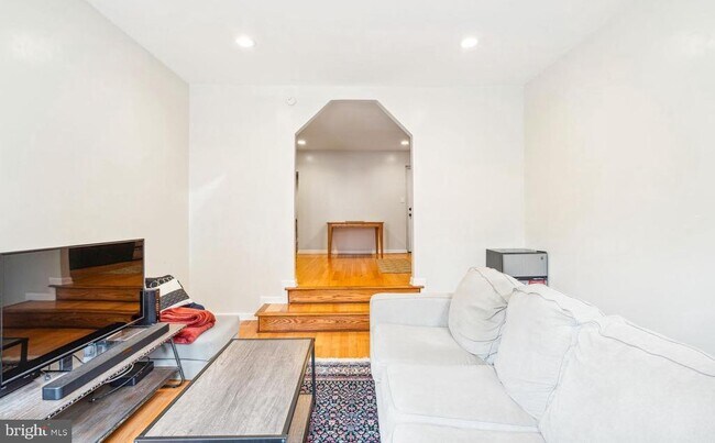 Photo - 1203 S 16th St Unidad 1