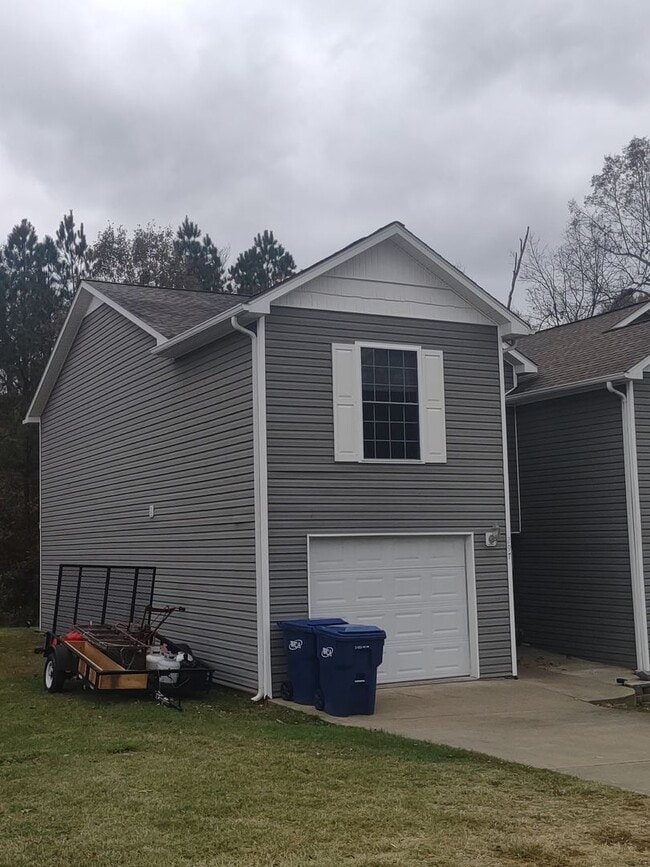 Photo - Corner Tri~Plex Benton KY 3 Bed 2.5 Bathrooms Unit 297 Tara Court