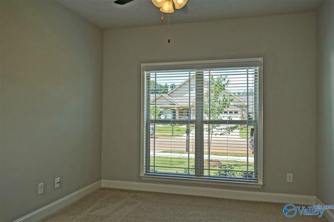 Photo - 409 Bay Tree Ln SW