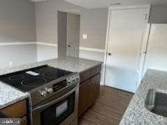 Building Photo - 136 Wellington Terrace Rental