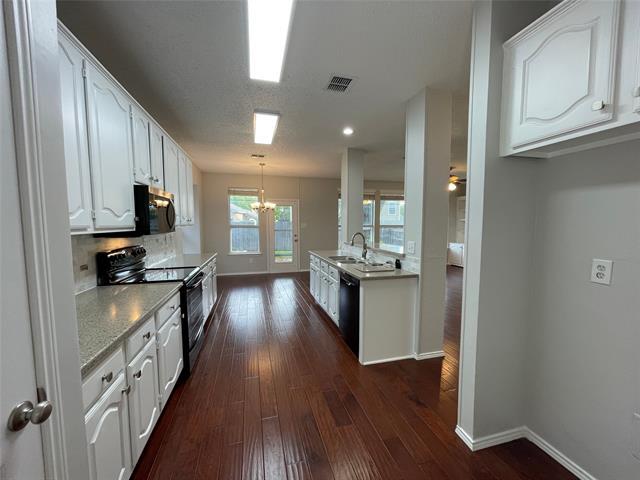 Photo - 2713 Chatsworth Dr