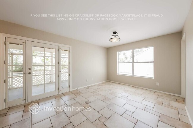 Photo - 1433 E Utopia Rd