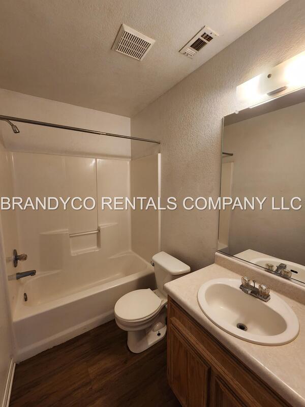 Photo - 5205 Morning Glen Ln