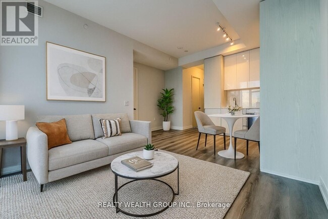 Photo - 28 Interchange Wy Unit 3103