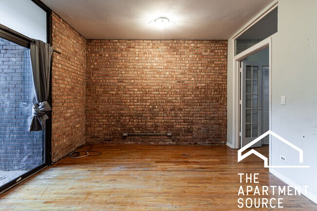 Photo - 1214 N La Salle Dr