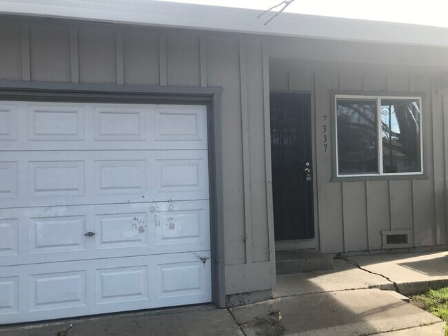 Photo - 2 Bedroom Duplex