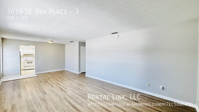 Photo - 3619 SE 9th Pl Unit 3