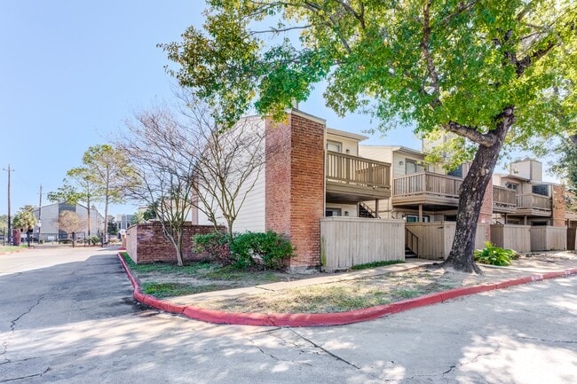 Photo - 6001 Reims Rd Unit 1101