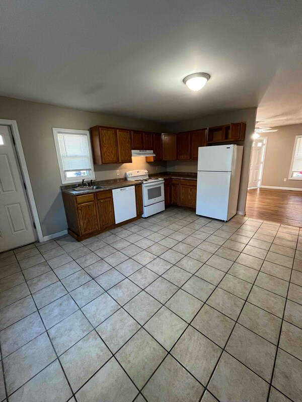 517 Hillsboro St Apartment Berlin, NH