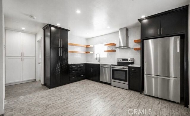 Photo - 554 W 93rd St