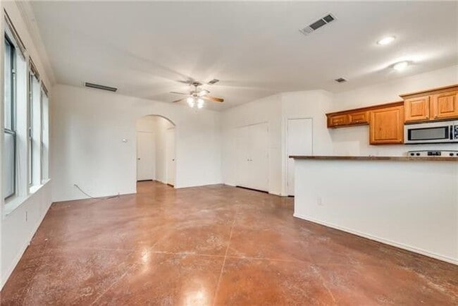 Photo - 8436-8438 Jay Street Unit 8436