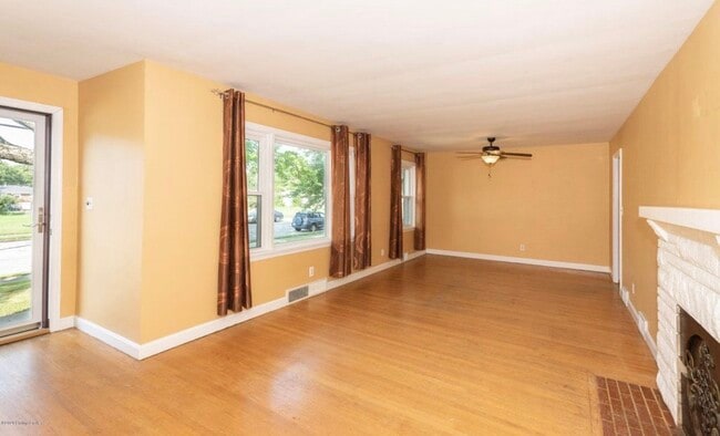 Photo - 3213 Bon Air Ave