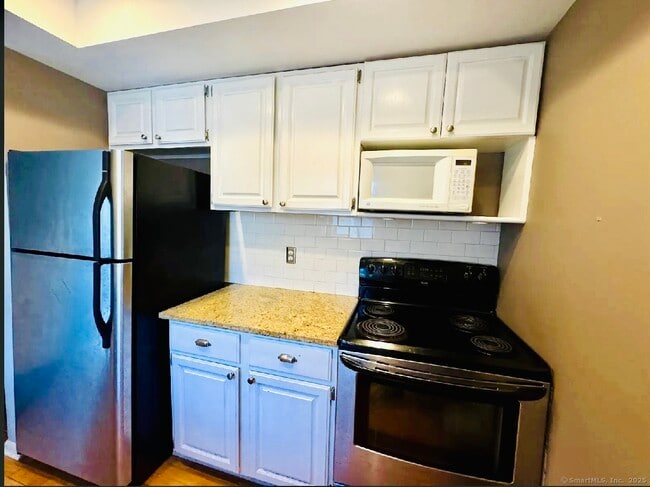 Photo - 107 Glen Dr Unidad 107