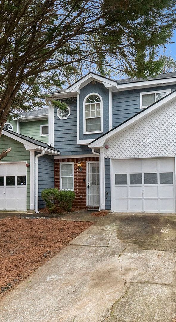 Renoved 3BR/2.5BA Townhome in Decatur! - Renoved 3BR/2.5BA Townhome in Decatur!