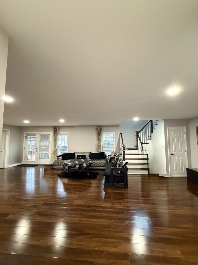 Photo - 5410 Ives Pl