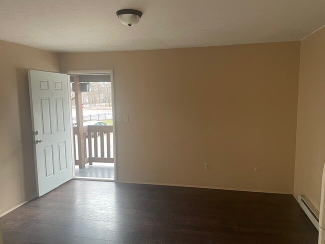 Photo - 241 Perkins St