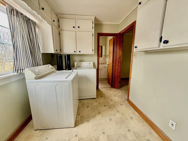 Photo - 1880 Atoka Idaville Rd