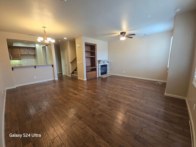 Photo - 577 Clydesdale Dr