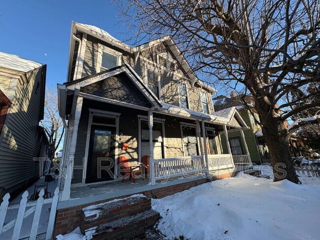 Building Photo - 427 N College Ave