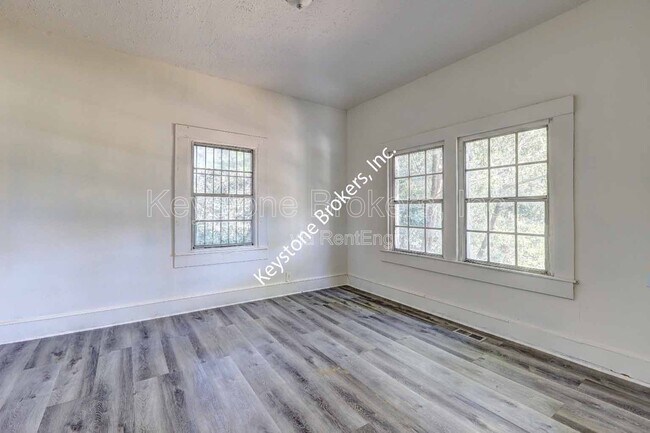 Photo - 760 Magnolia Dr