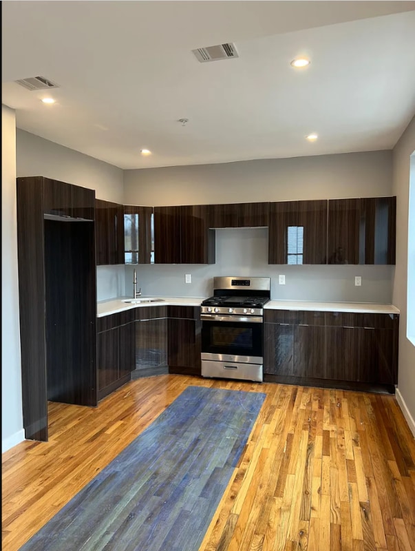 Photo - 587 Central Ave