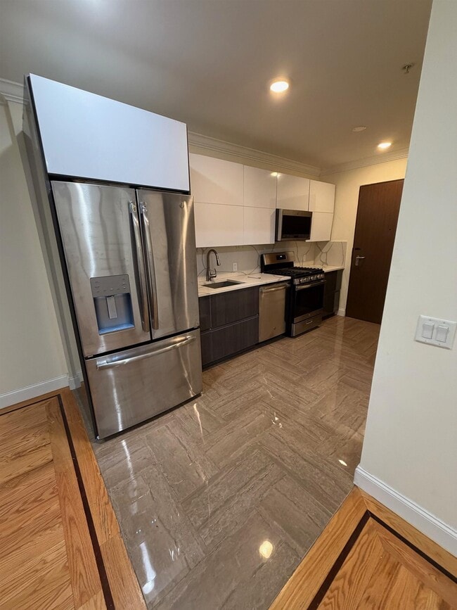 Photo - 76 Cottage St Unidad 3D