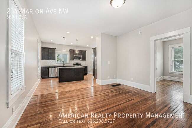 Photo - 234 Marion Ave NW