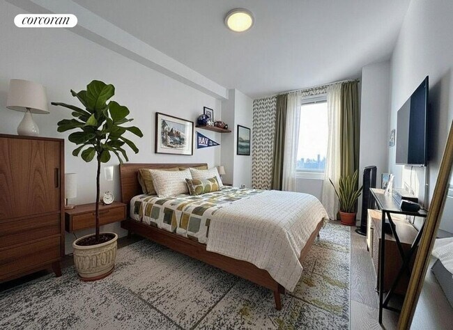 Photo - 52-03 Center Blvd