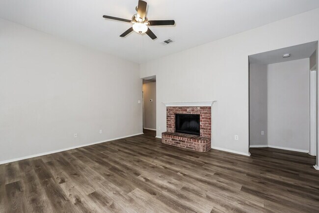 Photo - 1401 Misty Dr