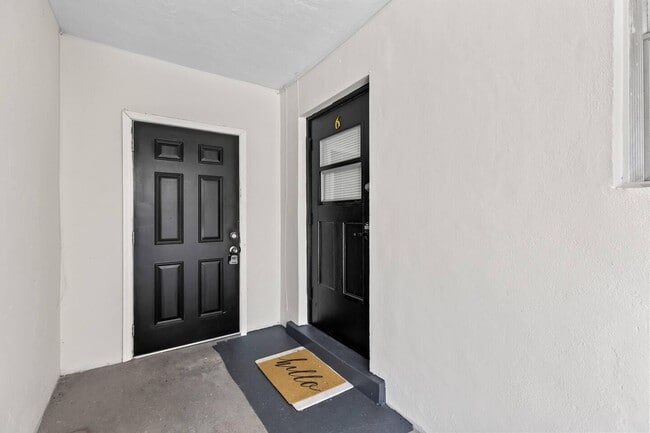 Building Photo - 1826 Sherman St Unit APT 6