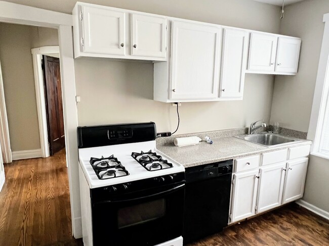 Photo - 4752 N Lotus Ave Condo Unit 1W