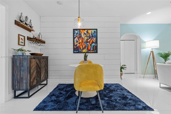 Photo - 775 NW 44th St